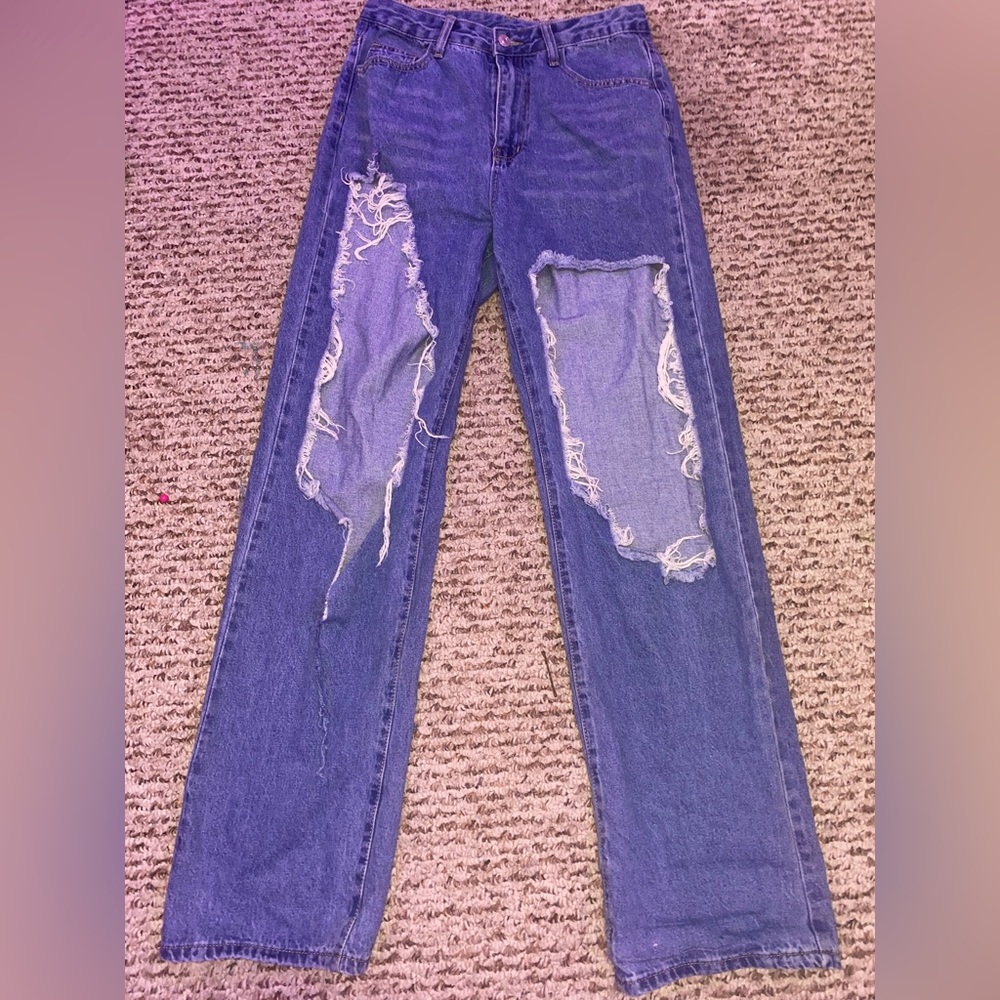 Size M SHEIN Ripped Jeans